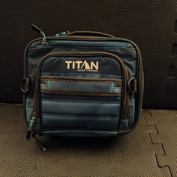 Titan Deep Freeze Blue Expandable Lunch Box Lunch Bag - Picture 2 of 5